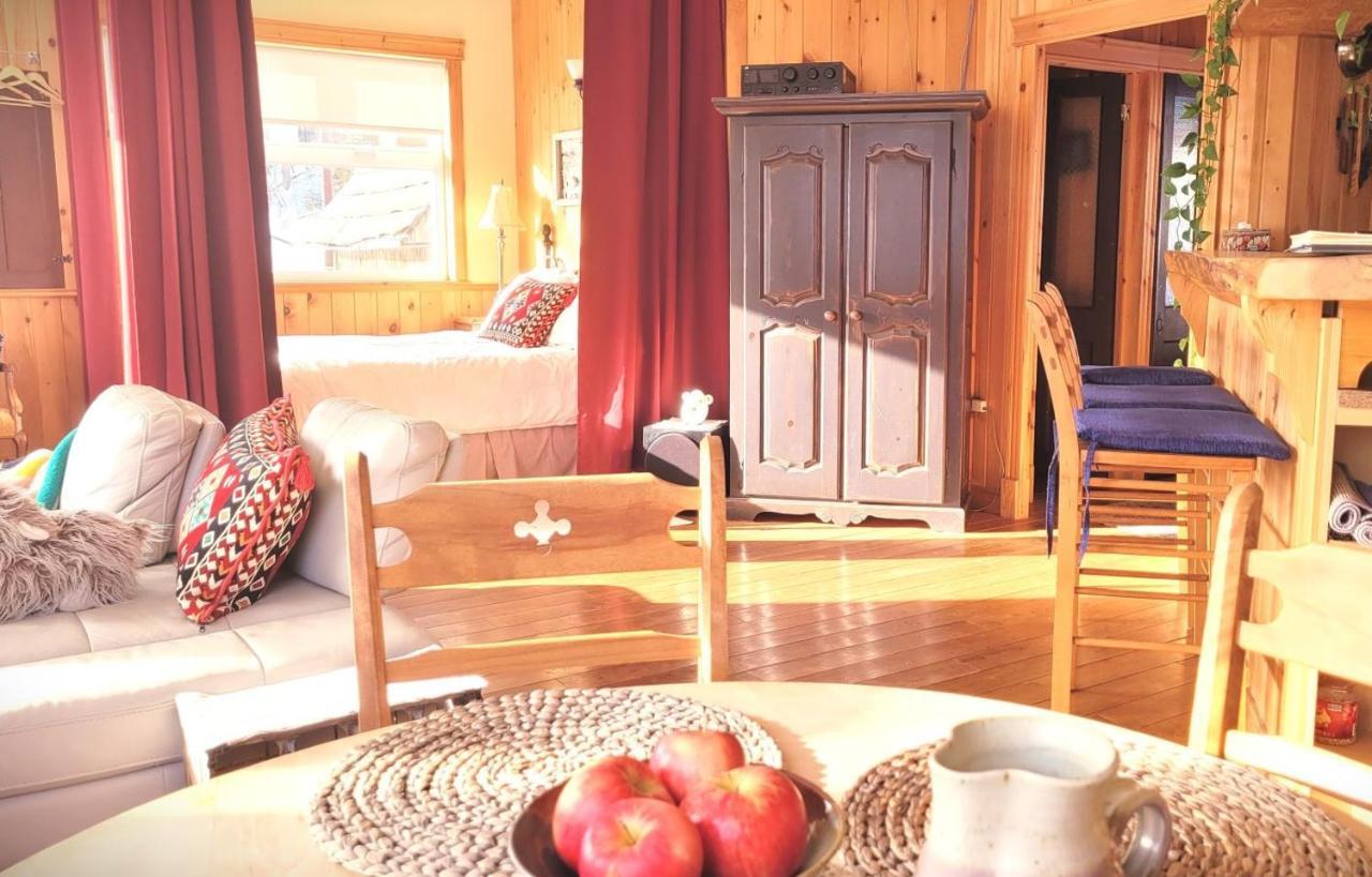 La Vieille Ferme, Ecogite Saint-Fulgence 외부 사진