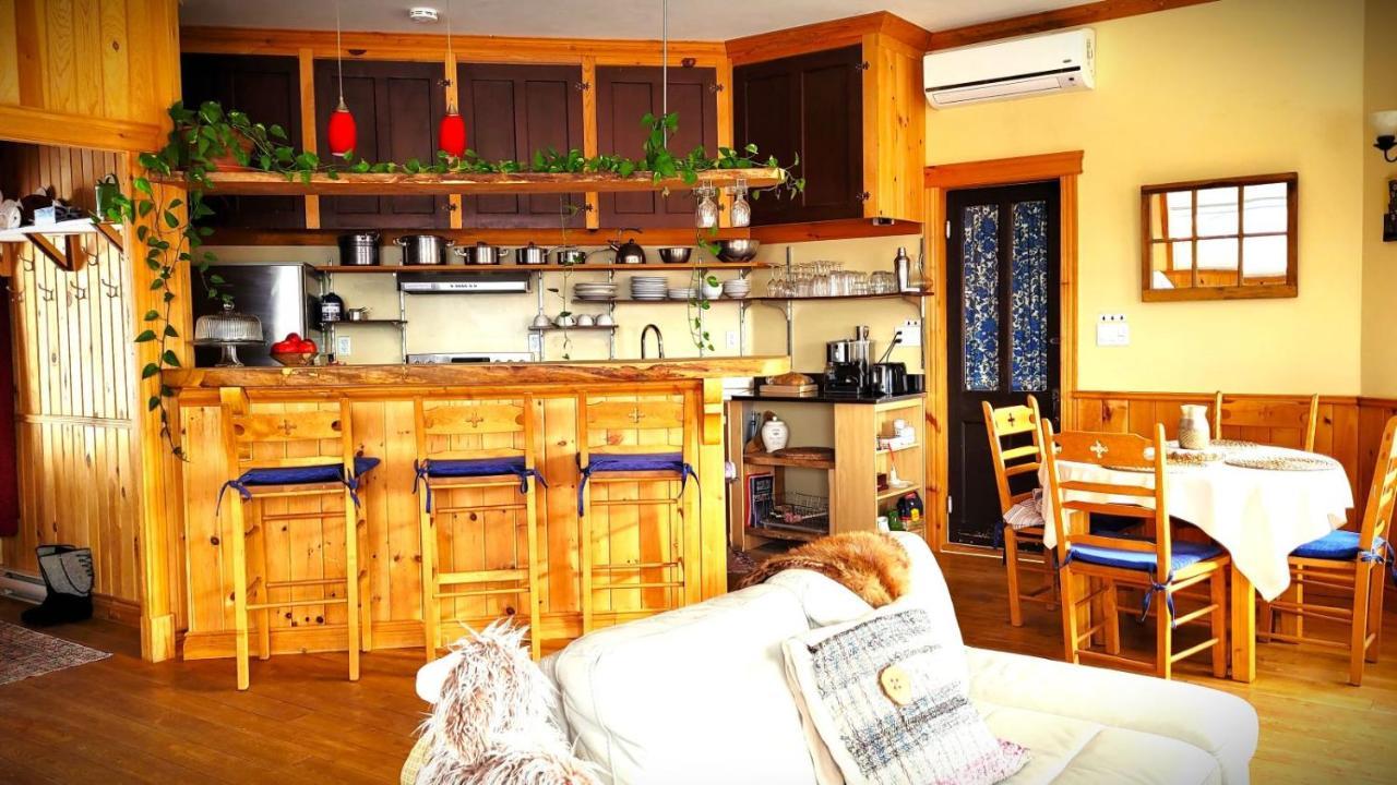 La Vieille Ferme, Ecogite Saint-Fulgence 외부 사진